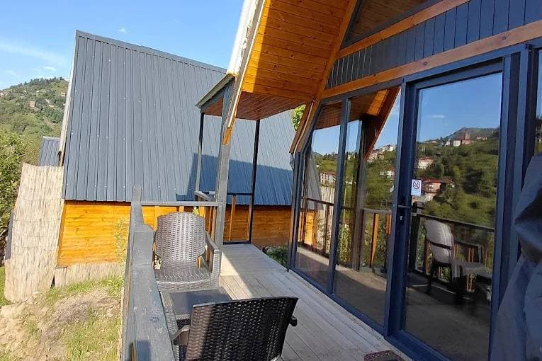 Foto 6 von 13: Villa für 4 Personen mit Terrasse