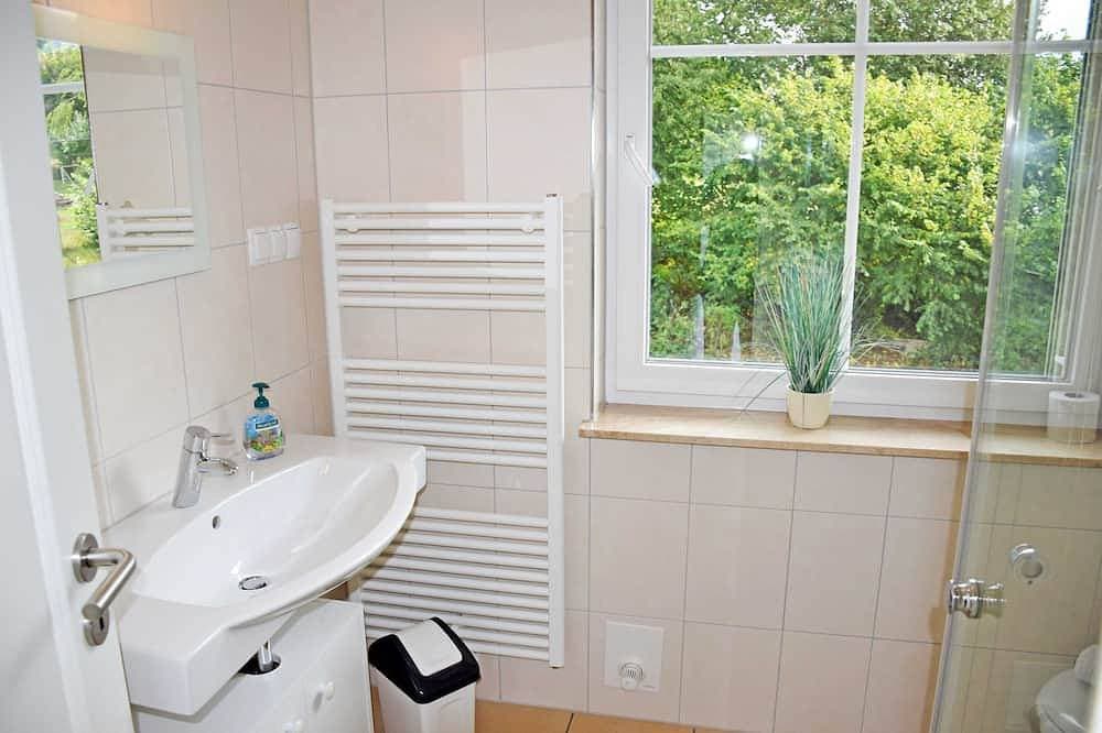Foto 3 von 22: 02 Ferienappartement zur Granitz mit Balkon - Ferienwohnungen zur Granitz mit