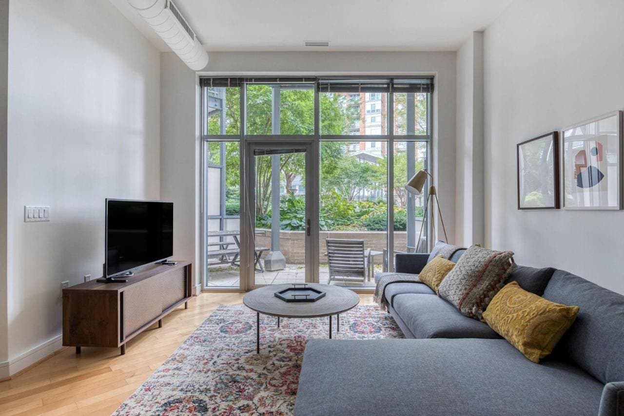 Charming 1BR in N Virginia Parking Pet-Friendly 1