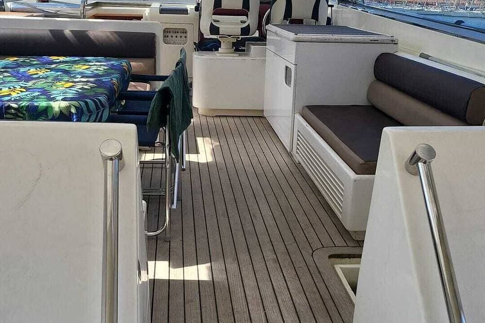 Foto 8 von 8: Yacht Dans la Baie de St Tropez