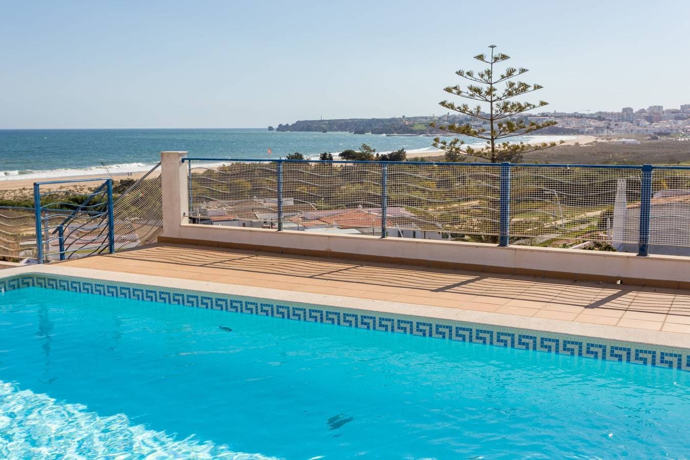 Meia Praia View Apartment 1