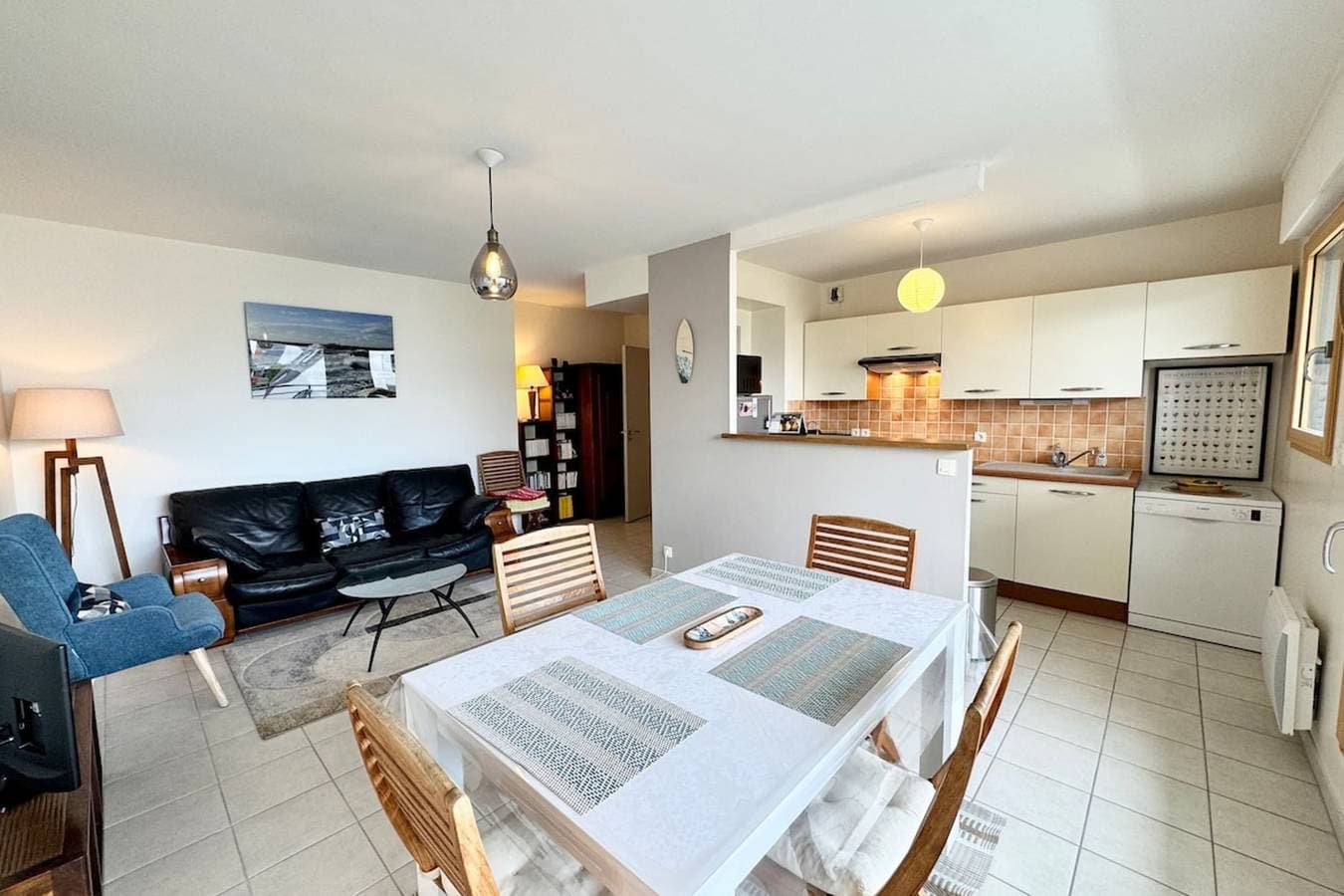 Foto 9 von 24: Ferienwohnung für 4 Personen mit Terrasse