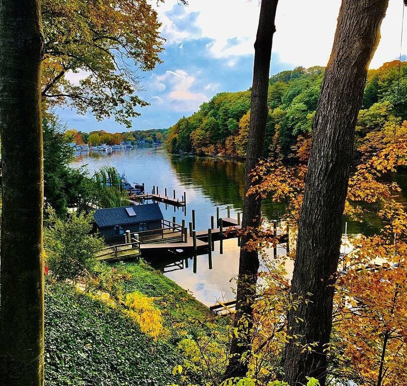 Foto 7 von 49: Nautical Nesting @ Herz von Downtown Saugatuck w / Saisonal Pool & Hot Tub Access