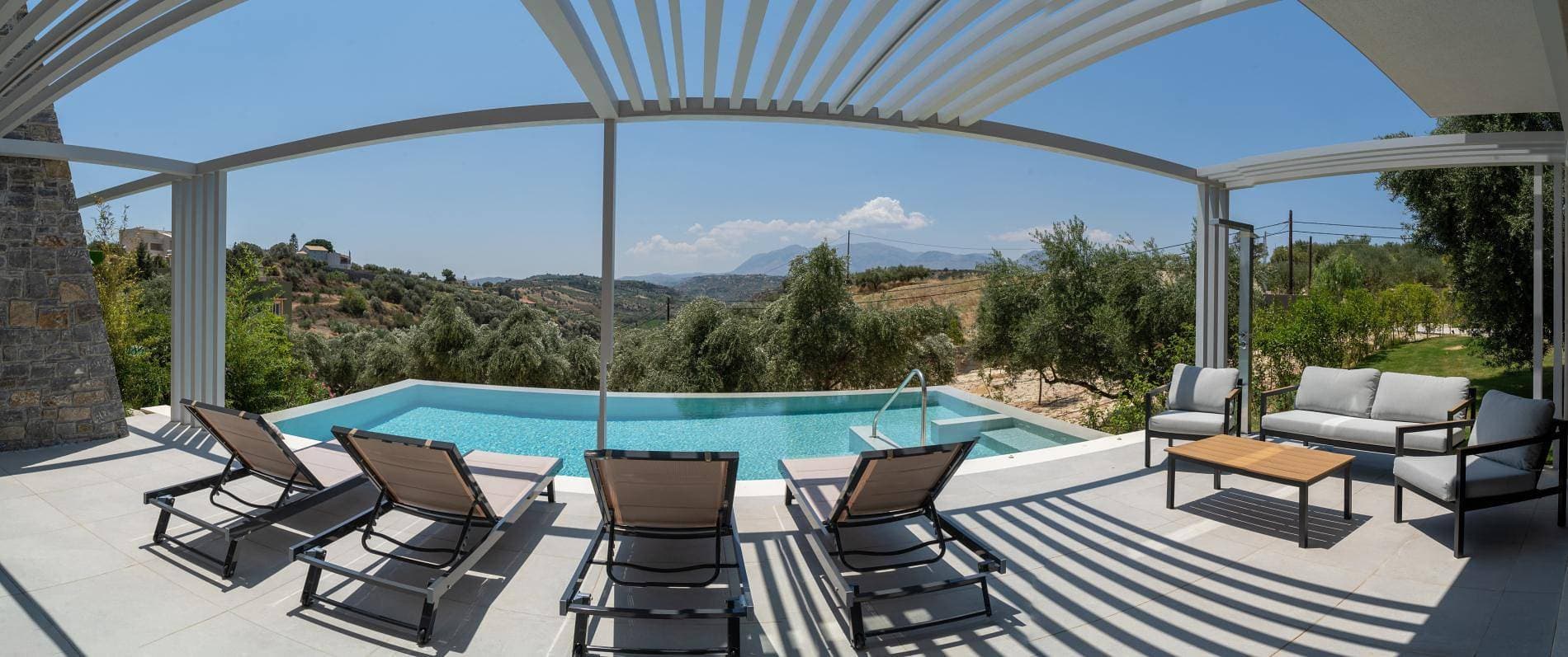 Foto 6 von 64: Villa für 4 Personen mit Terrasse