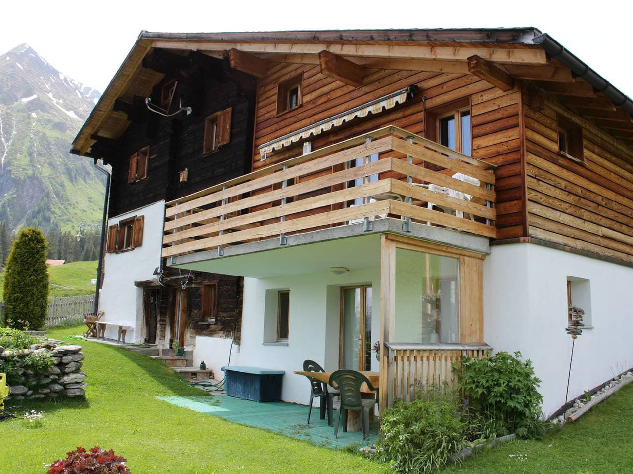 Foto 4 von 19: Ferienwohnung Juon, Tenna - 3.5 Zimmer Ferienwohnung für max. 6 Pers.