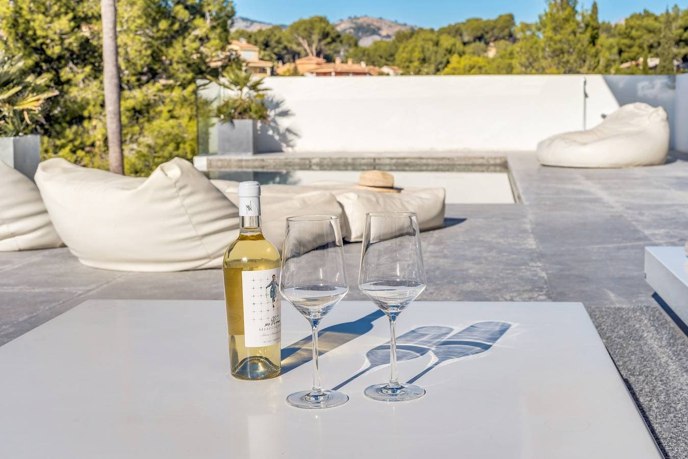 Foto 7 von 29: Klimatisierte Villa mit Meerblick, Pool, Whirlpool, Dachterrasse, Fitness & WLAN