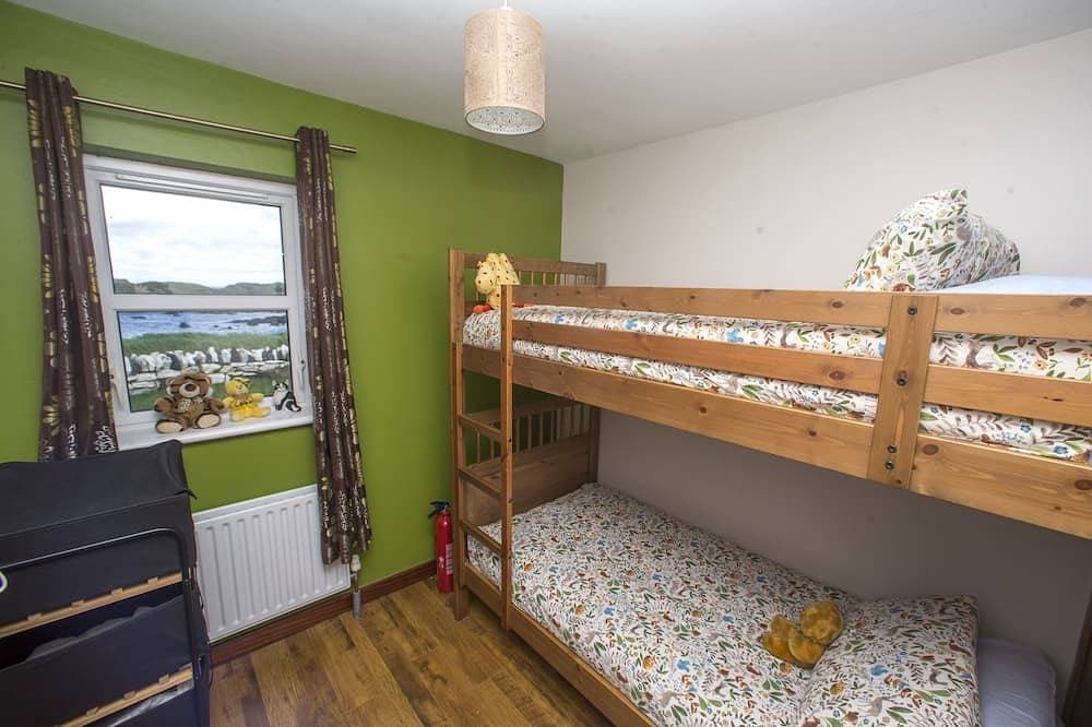 Foto 4 von 30: Schönes Ferienhaus direkt am Meer, weitläufige private Gärten, atemberaubender Meerblick.