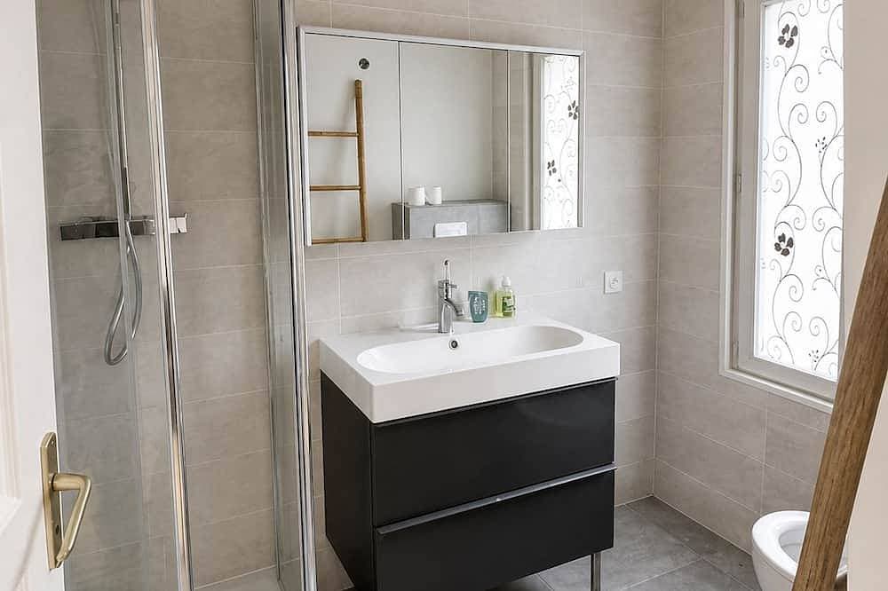 Foto 7 von 13: Studio-Ensuite mit Dusche-Studio 17m2