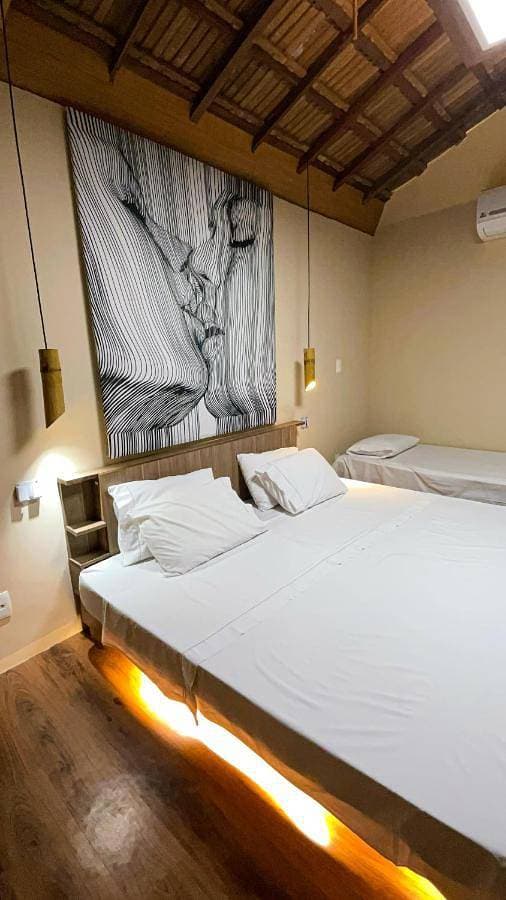 Foto 3 von 43: King Suite with Balcony