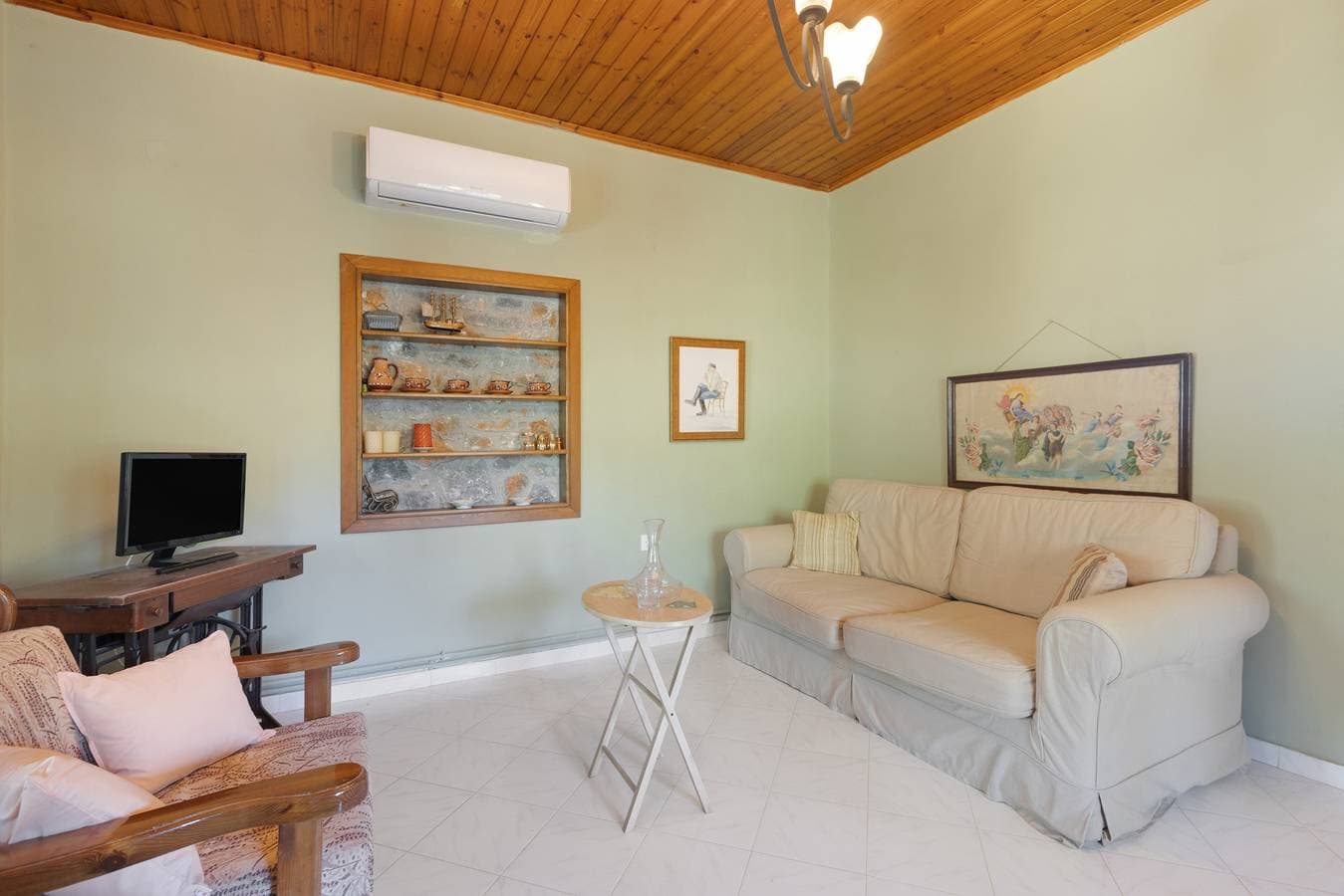 Foto 12 von 36: Steinhaus im Grünen mit privatem Garten, Terrasse & WLAN