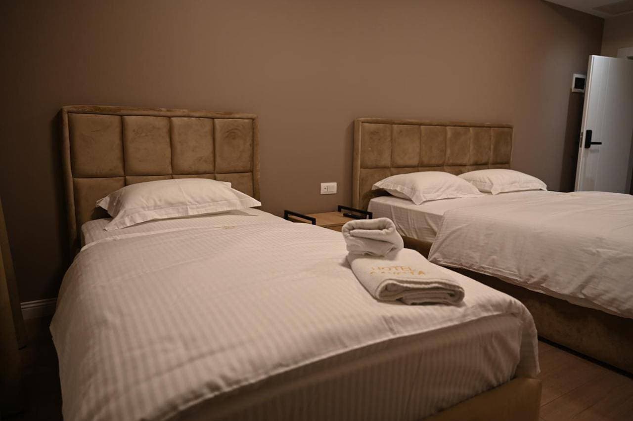 Foto 9 von 33: Standard Double Room