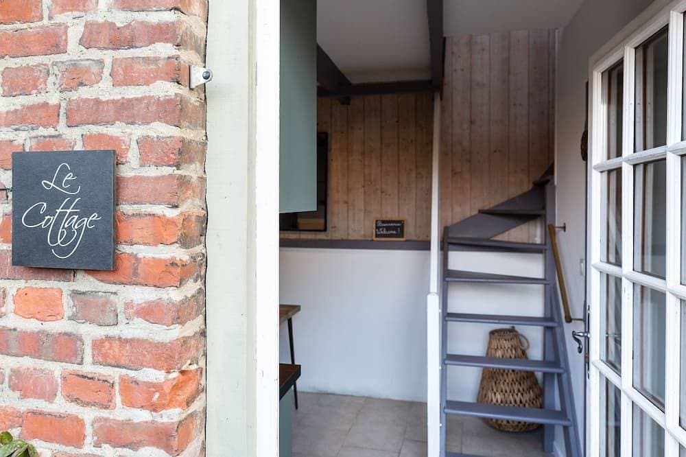 Foto 12 von 23: Le Cottage de La Maison Saint Léonard | Schöner Gemeinschaftsgarten im Herz