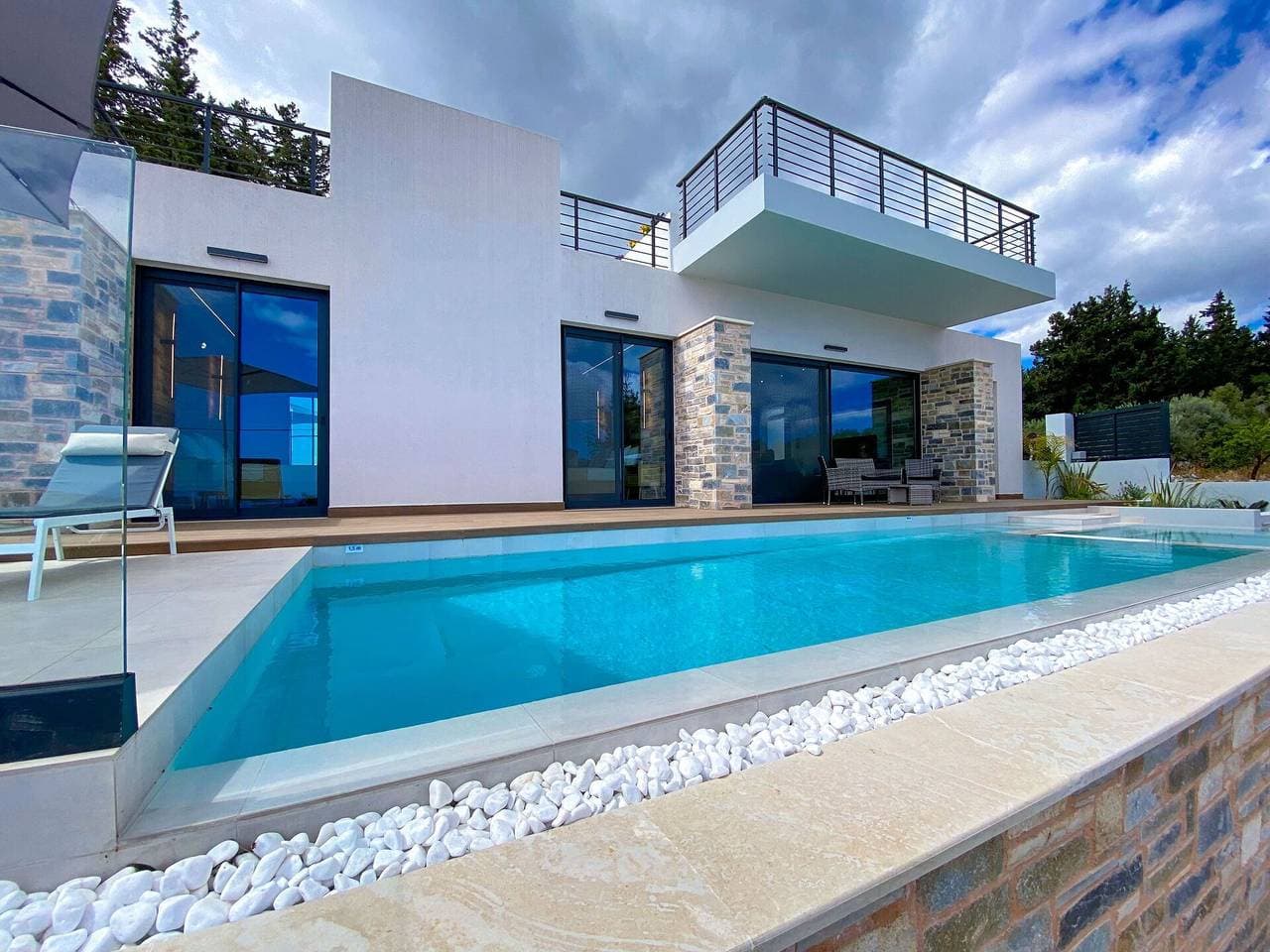 Foto 12 von 37: Villa für 4 Personen mit Pool