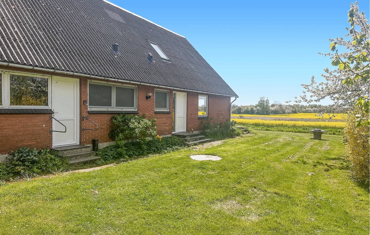 Foto 3 von 16: Ferienhaus für 17 Personen mit Garten