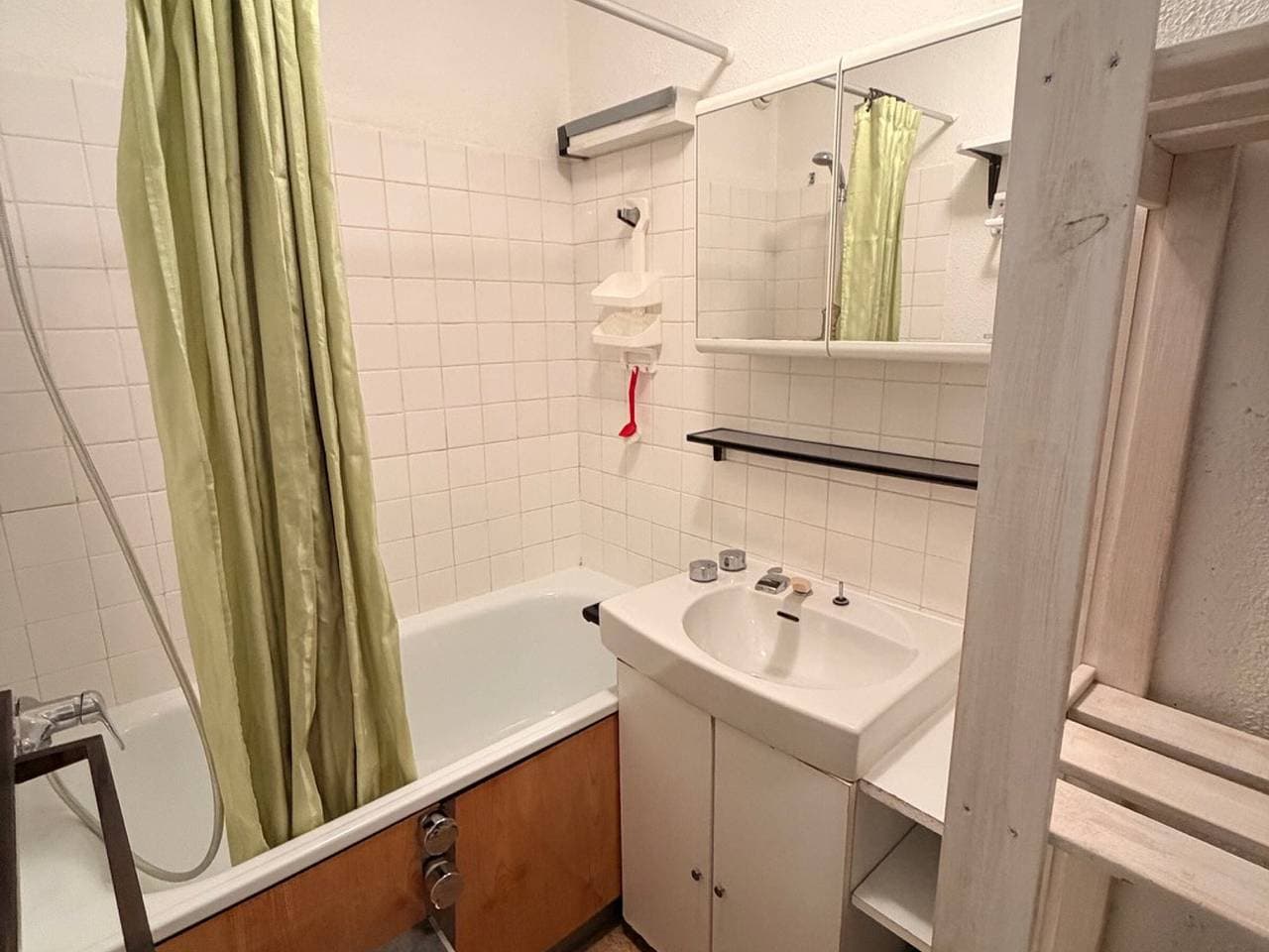 Foto 7 von 12: Familienkomfort am Fuße der Pisten, Talblick