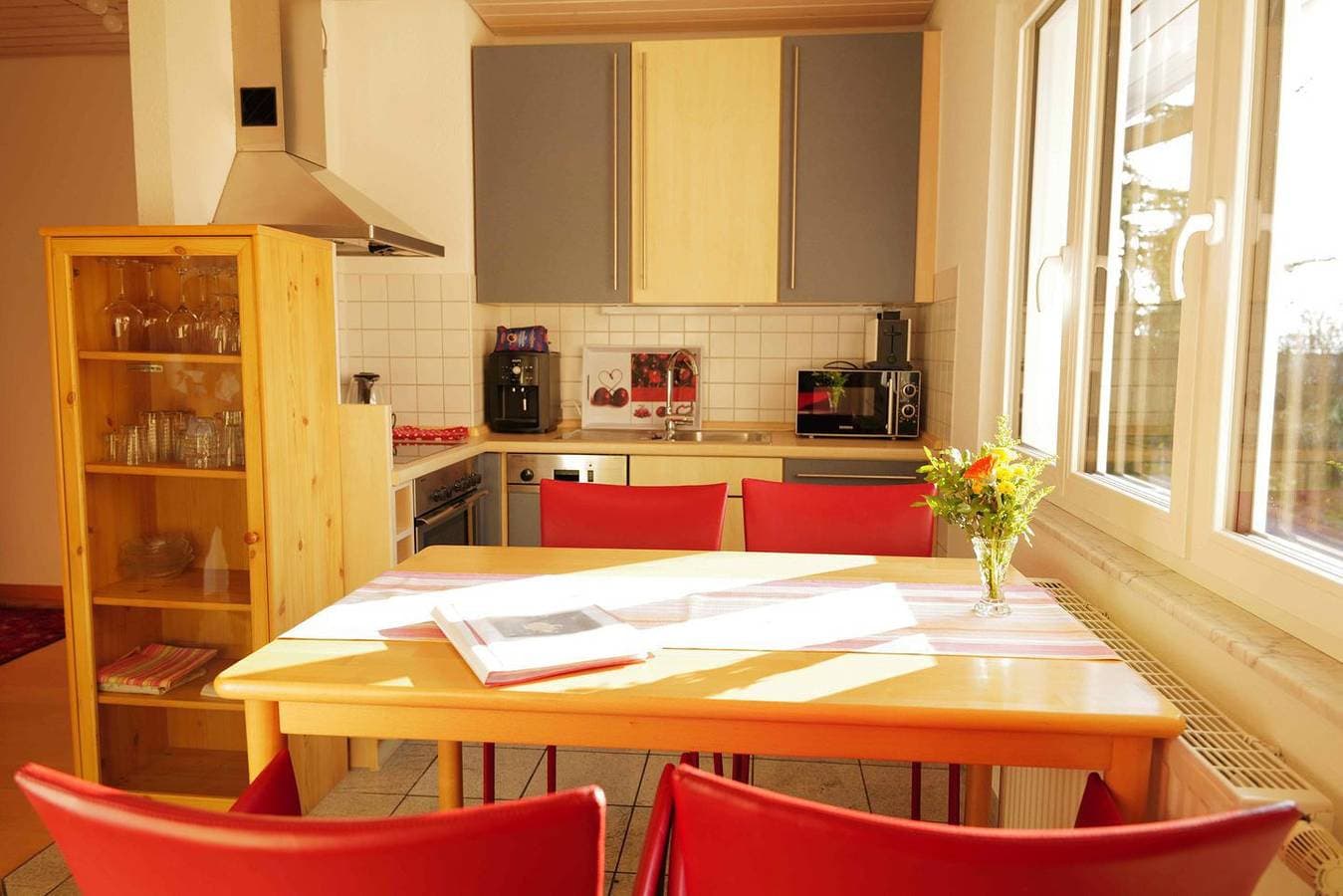 Foto 6 von 31: ⭐⭐⭐⭐ Abc-Ferienwohnung in Meersburg am Bodensee – Wohnung C mit Balkon & Seeblick für 2 Personen
