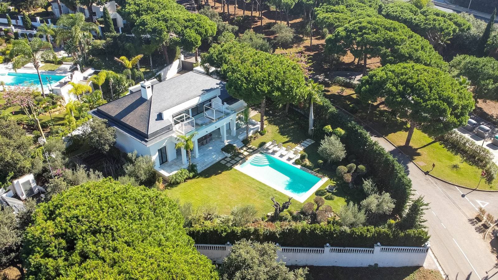 Foto 2 von 34: Villa 'Hacienda Las Chapas' mit privatem Pool, WLAN und Klimaanlage