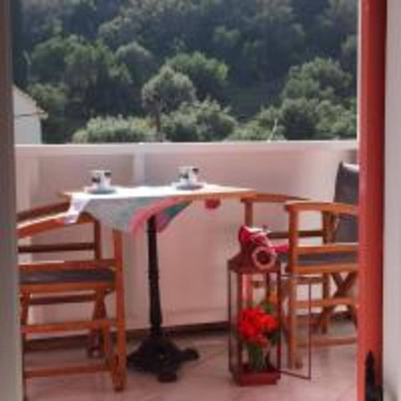 Foto 2 von 30: Ferienwohnung für 5 Personen mit Terrasse