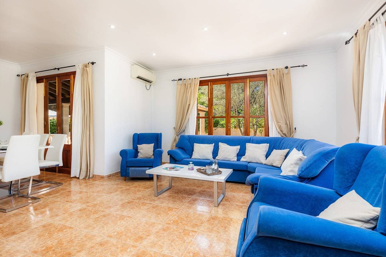 Foto 7 von 27: Ferienhaus 'Pomeres Nou' mit privatem Pool, WLAN und Klimaanlage