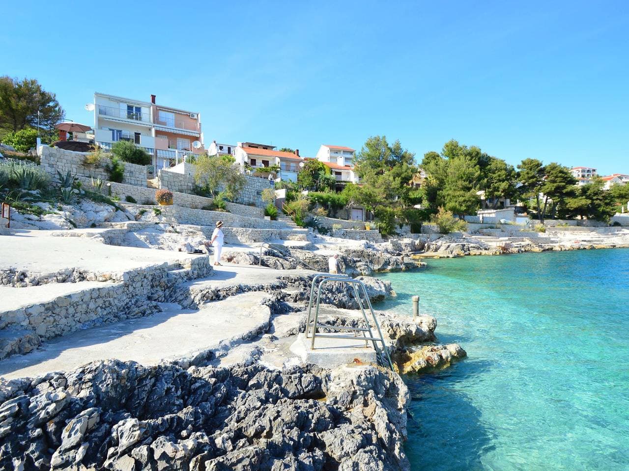Okrug Gornji (Čiovo) 6 km von Trogir: Mehrfamilienhaus Borka 1