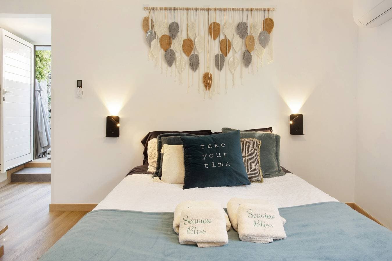 Foto 10 von 20: Villa 'Seaside Haven - Soulful Stays' mit Meerblick, WLAN und Klimaanlage