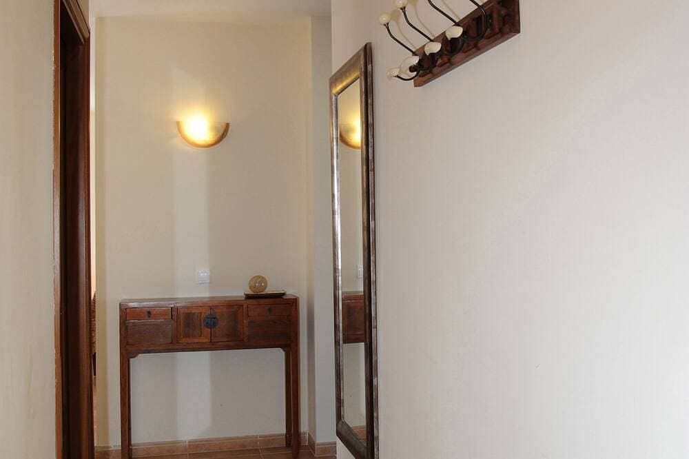 Foto 9 von 24: Penthouse-Wohnung Vista Sol, große Dachterrasse mit Gartenanlage und großem Pool