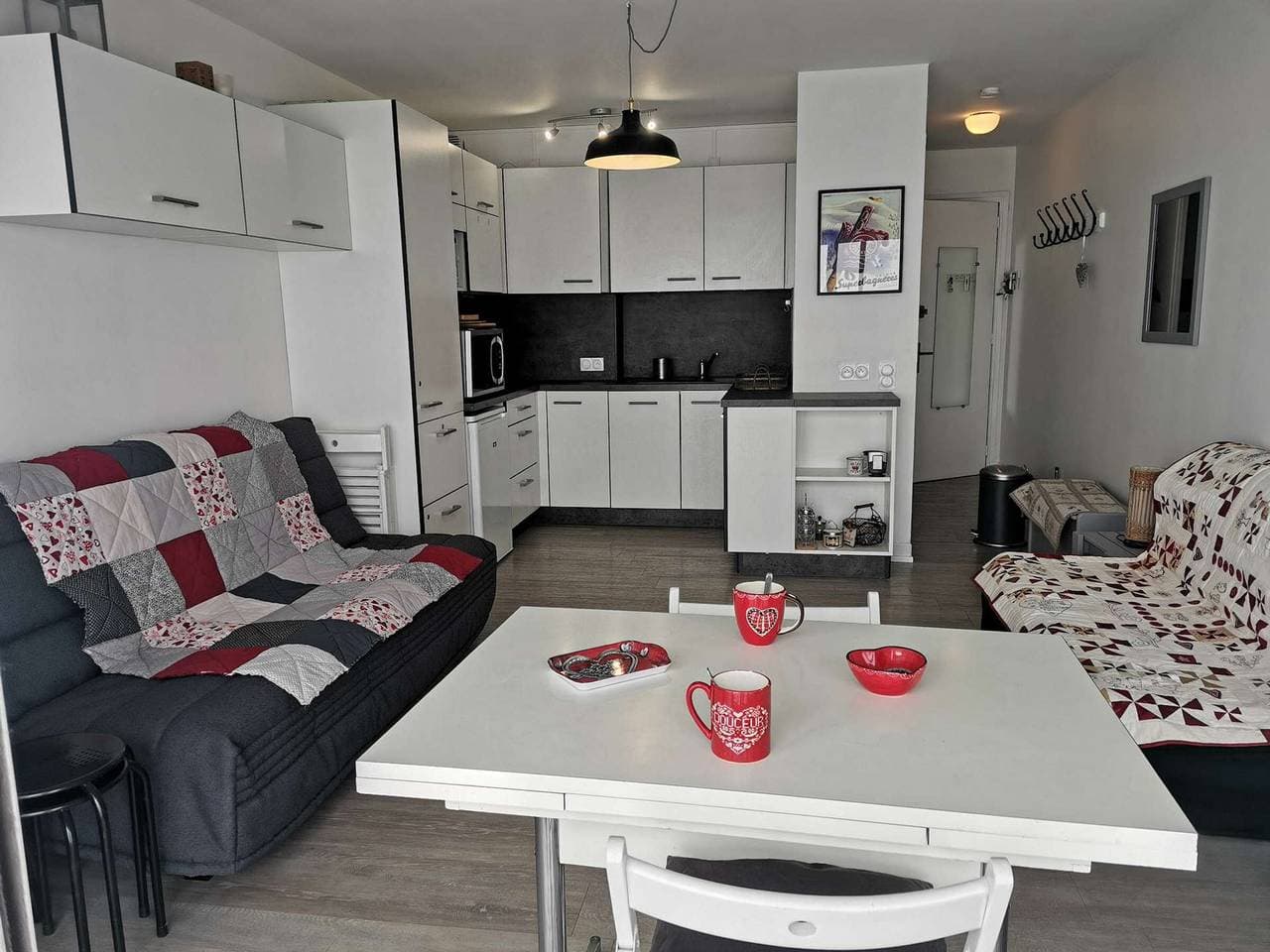 Charmantes Studio 4 Pers mit Balkon, Zentrum der Station, nahe Pisten, Aufzug 1