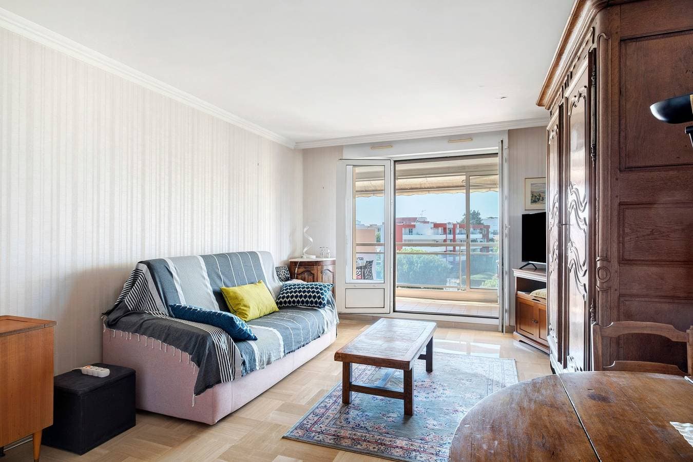Foto 2 von 23: Appartement 'T2 Val Fleuri Nahe Strände' mit Privater Terrasse