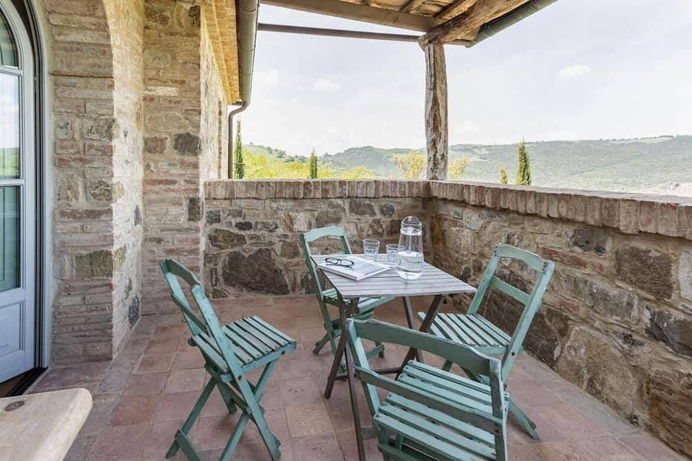 Foto 12 von 18: Das Podere Vignalunga ist ein 48 Hektar großes Grundstück mit 2 Hauptvillen und 2 Nebengebäuden