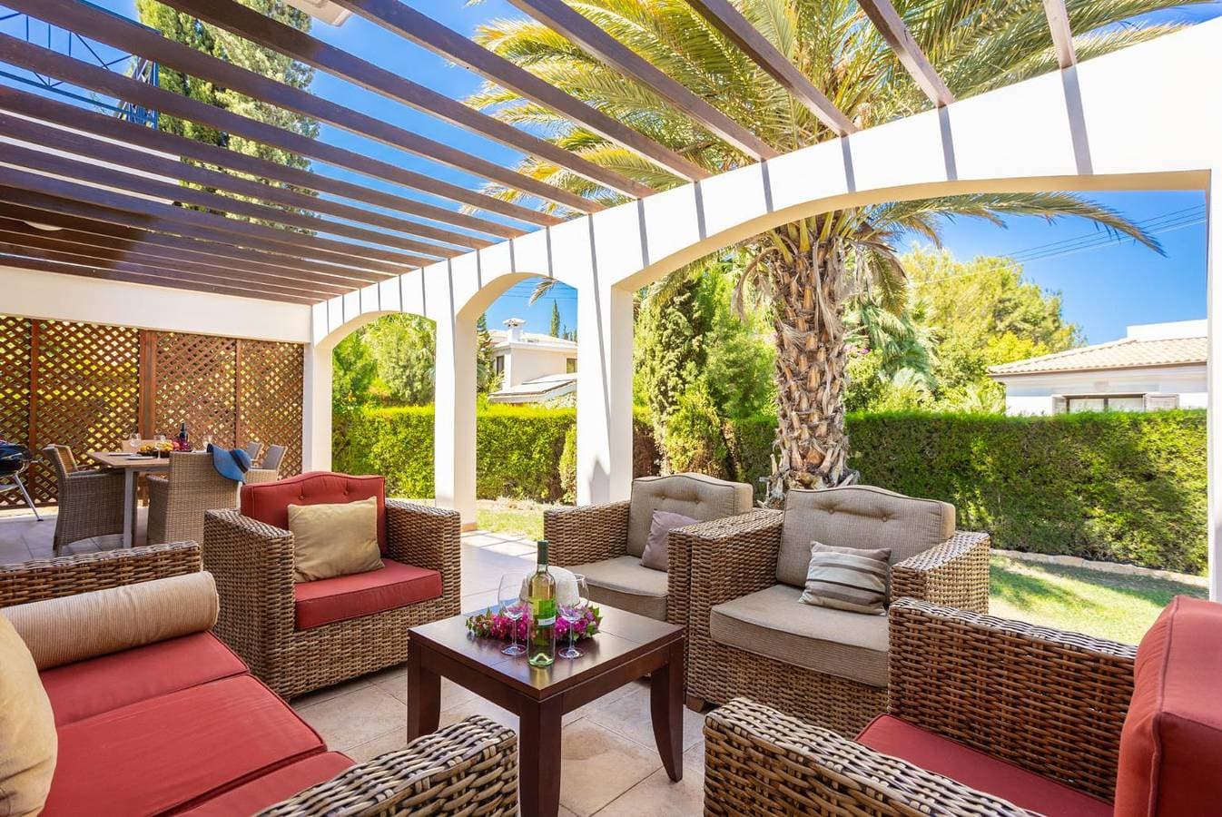 Foto 9 von 45: Villa für 8 Personen mit Garten