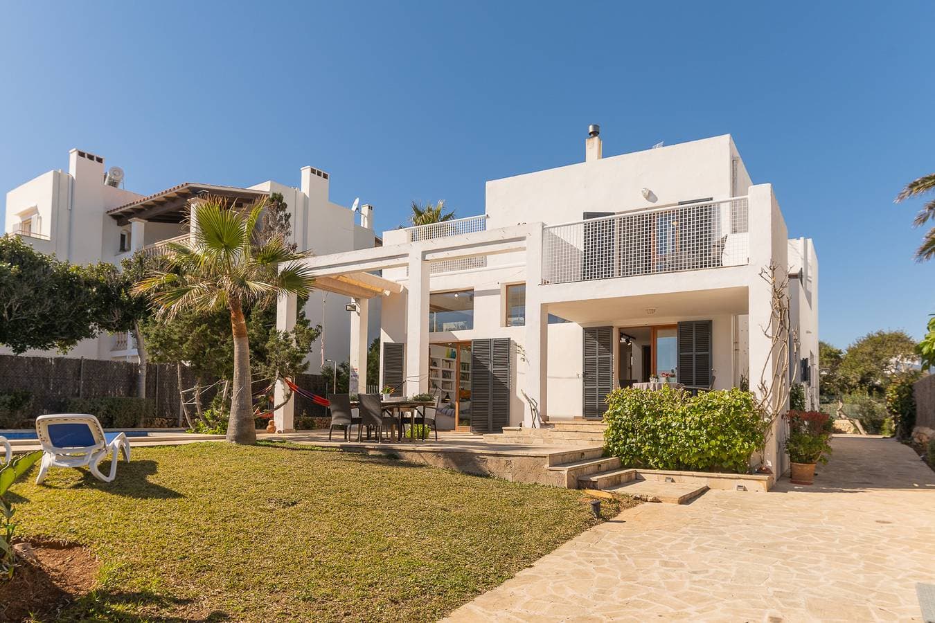 Villa 1