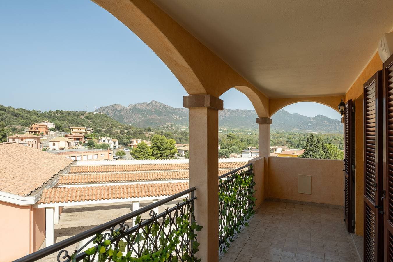 Foto 2 von 23: Villa 'Casa Annabella' mit Bergblick, privater Terrasse und 2 Balkonen