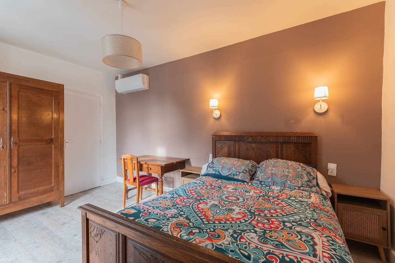 Foto 12 von 38: La Maison Du Soleil – L'aulhère, Jacuzzi 6 Pers., Terrasse & Klimaanlage