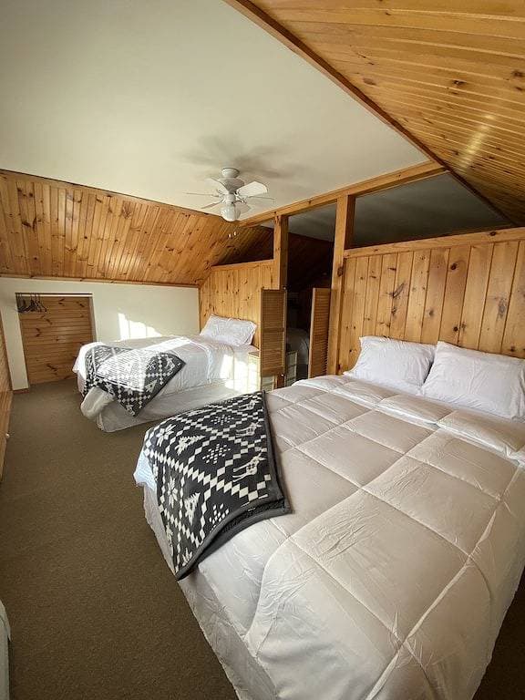 Foto 6 von 48: Lakeside Lodge Sinclair Maine Llc