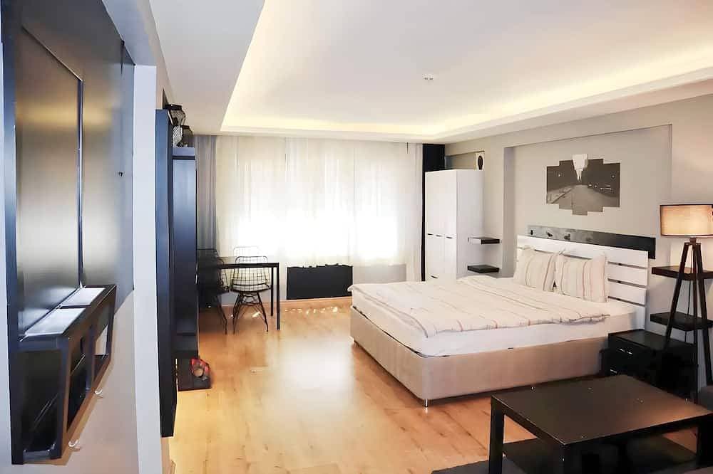 Foto 8 von 20: Cozy Central Apartment with Elevator&Patio Near Metro 2 minute walking