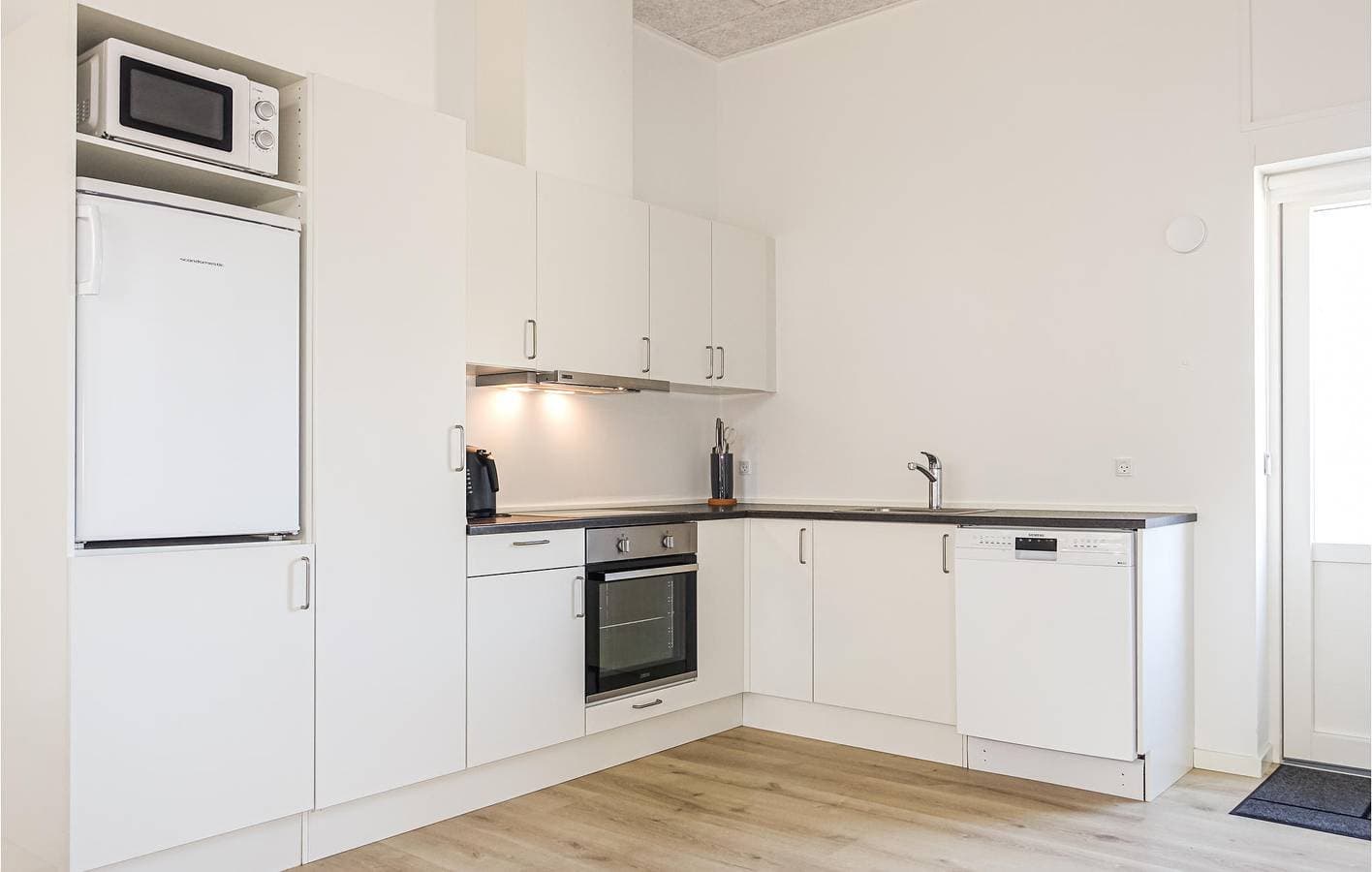 Foto 7 von 23: Ferienwohnung für 4 Personen mit Terrasse