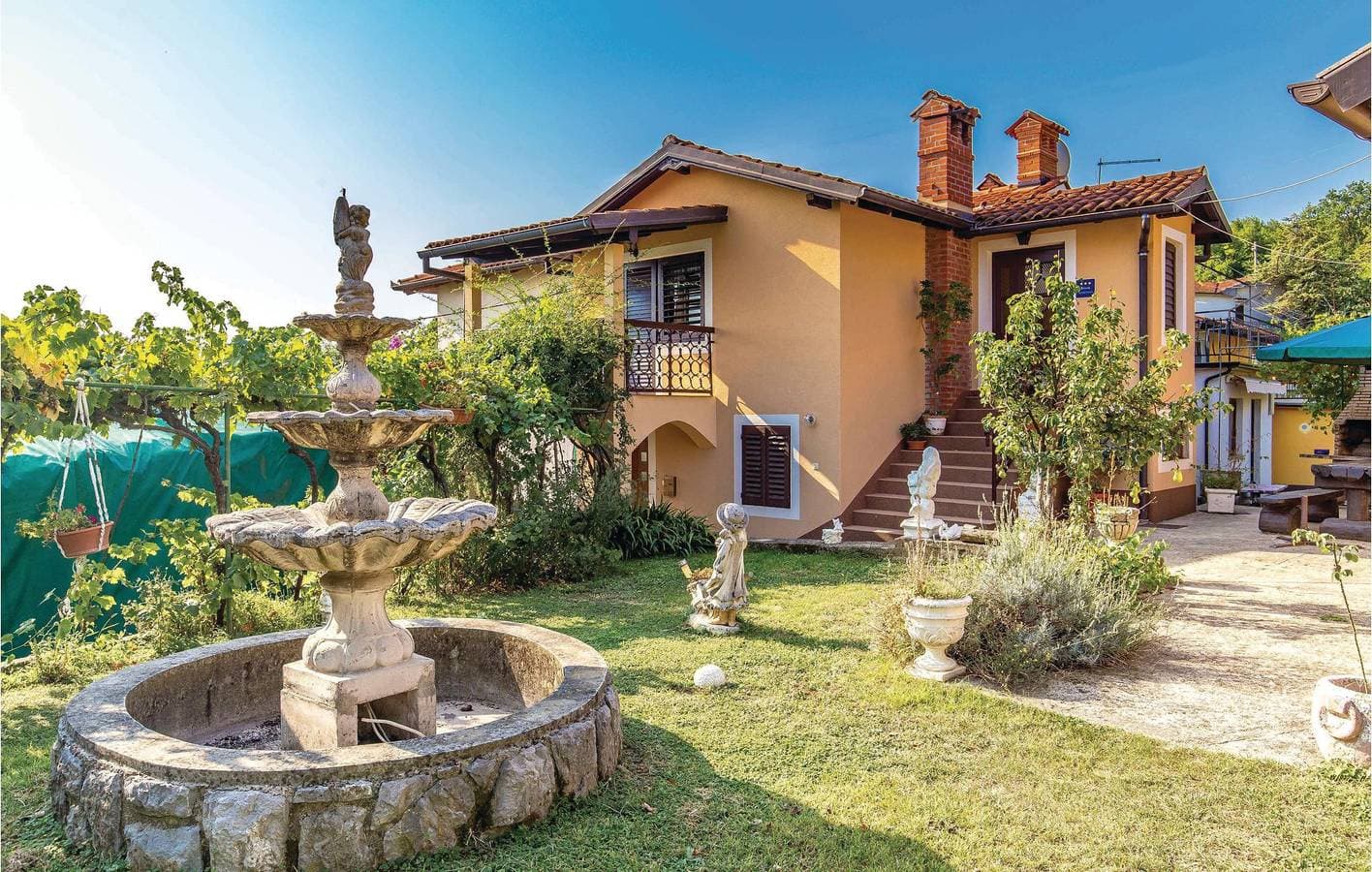 Apartment mit Meerblick, Pool, Terrasse und WLAN – 2 km vom Hundestrand entfernt 1