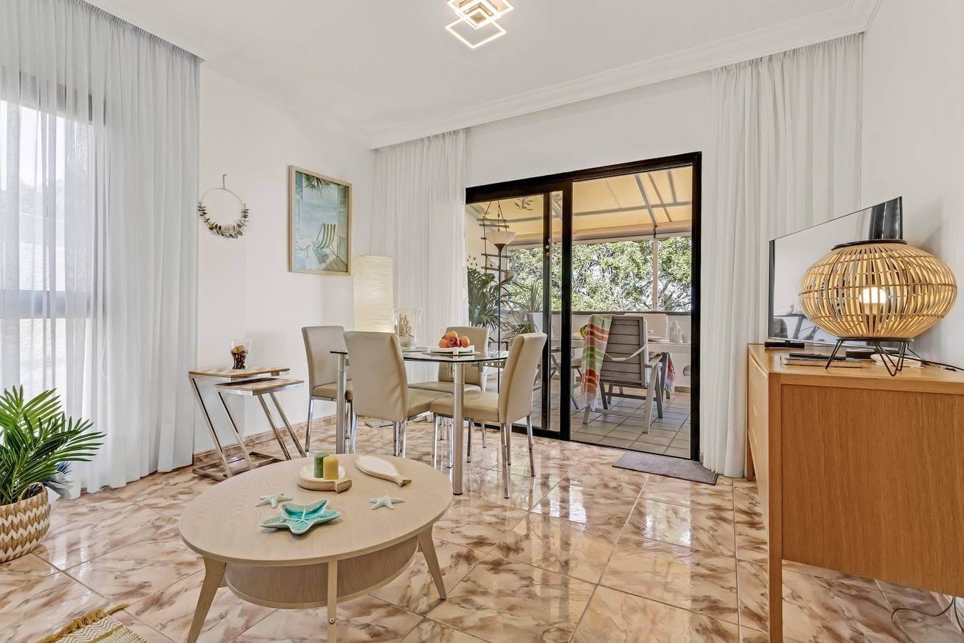 Foto 8 von 30: Ferienwohnung 'Dach mit Terrasse' mit Balkon und WLAN