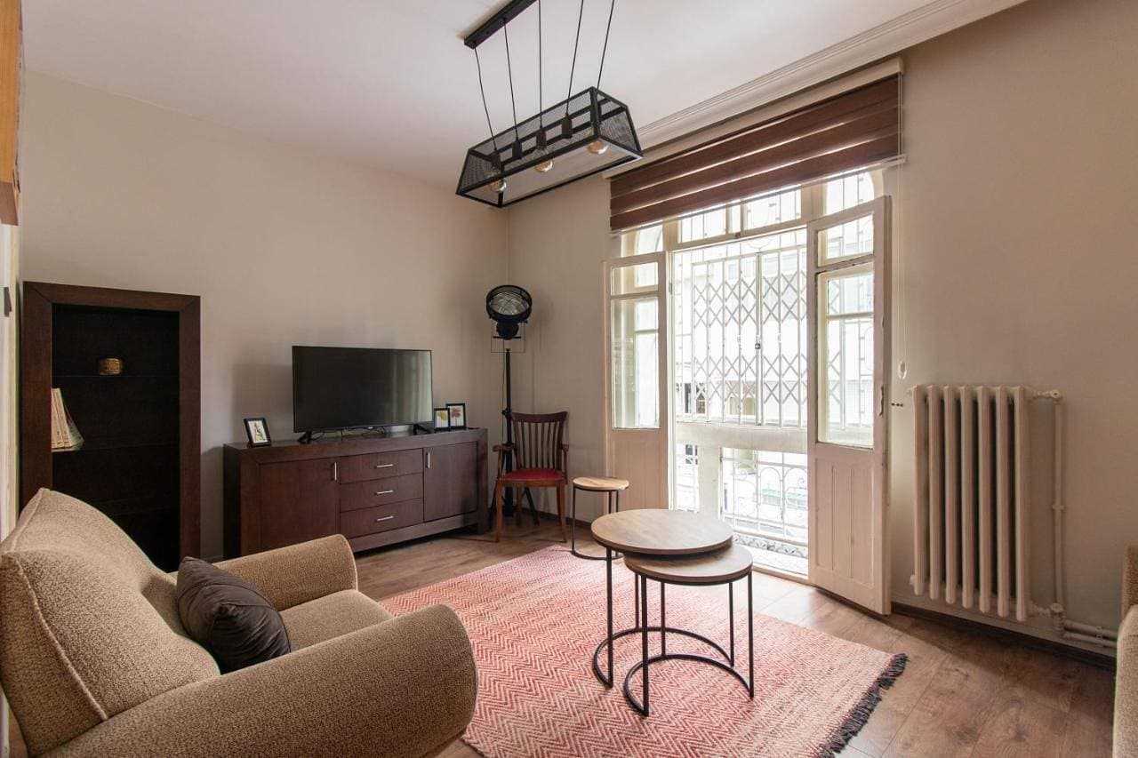 Historic 2BR Nisantasi Sisli Flat High Ceilings 1
