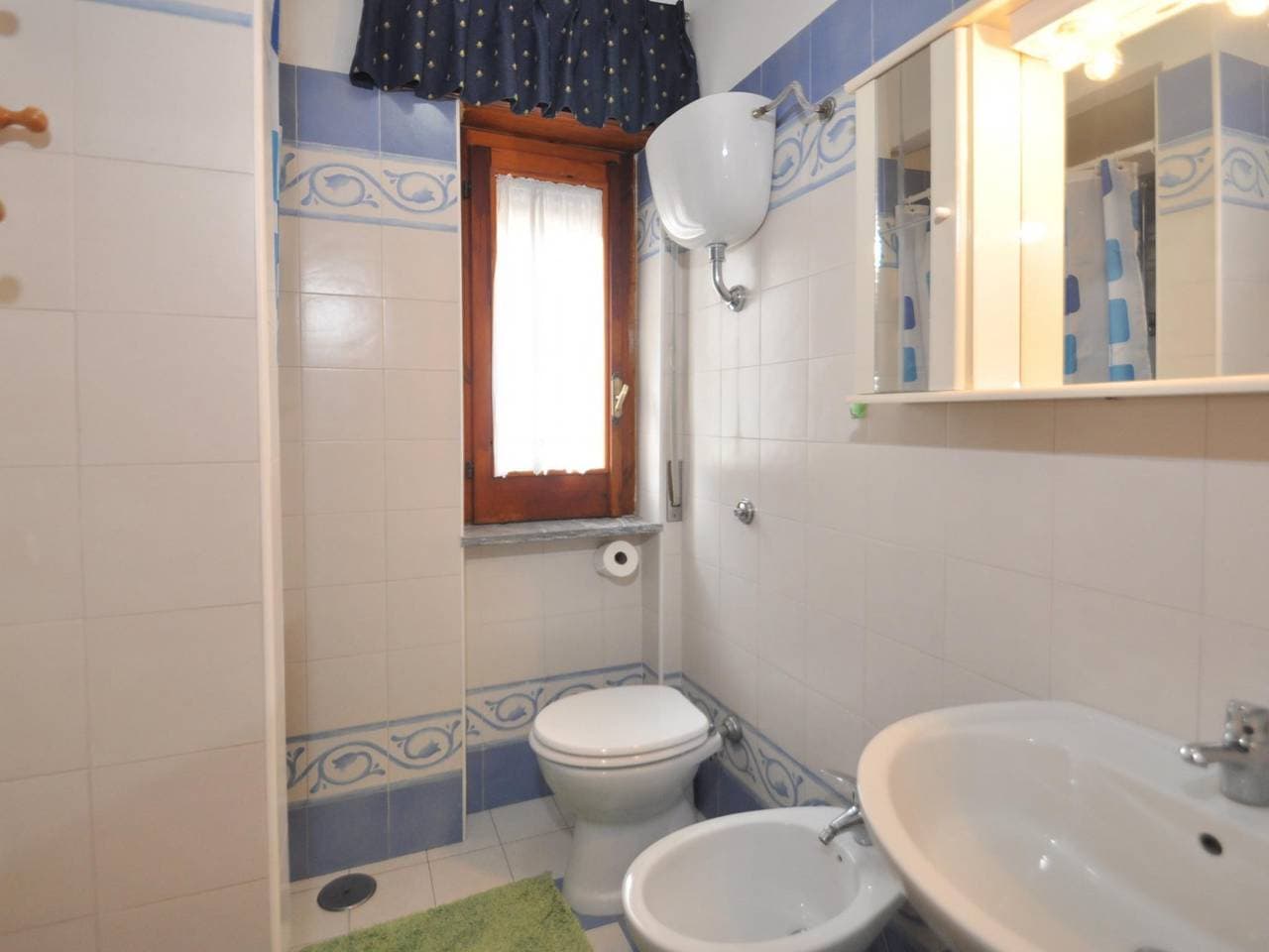 Foto 7 von 8: Ferienwohnung für 5 Personen mit Balkon