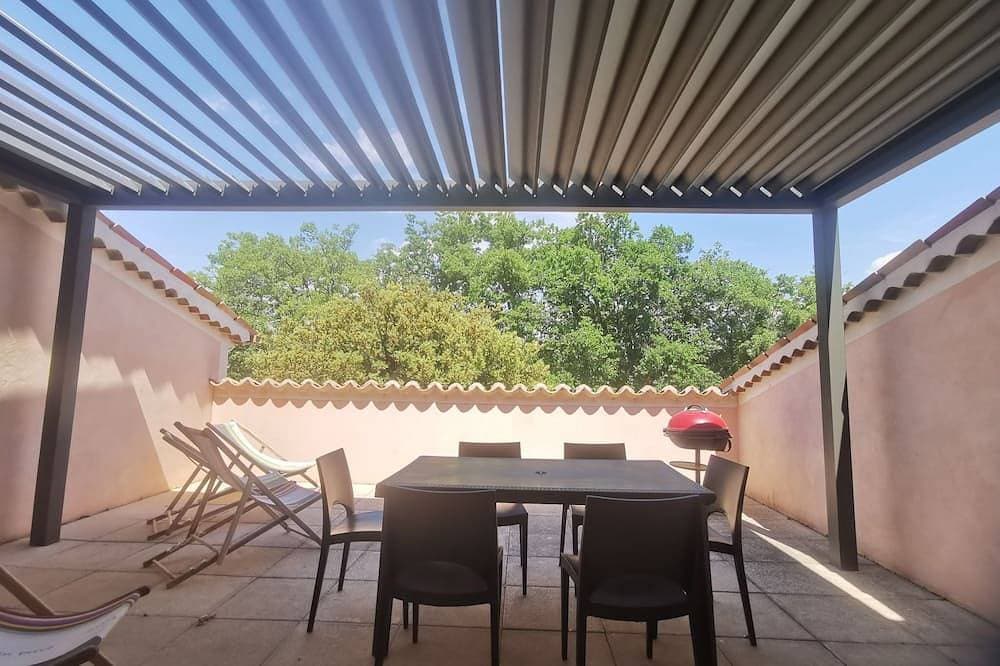 Foto 10 von 17: Spacious apartment near Lake Sainte-Croix, surrounded by truffle oaks.