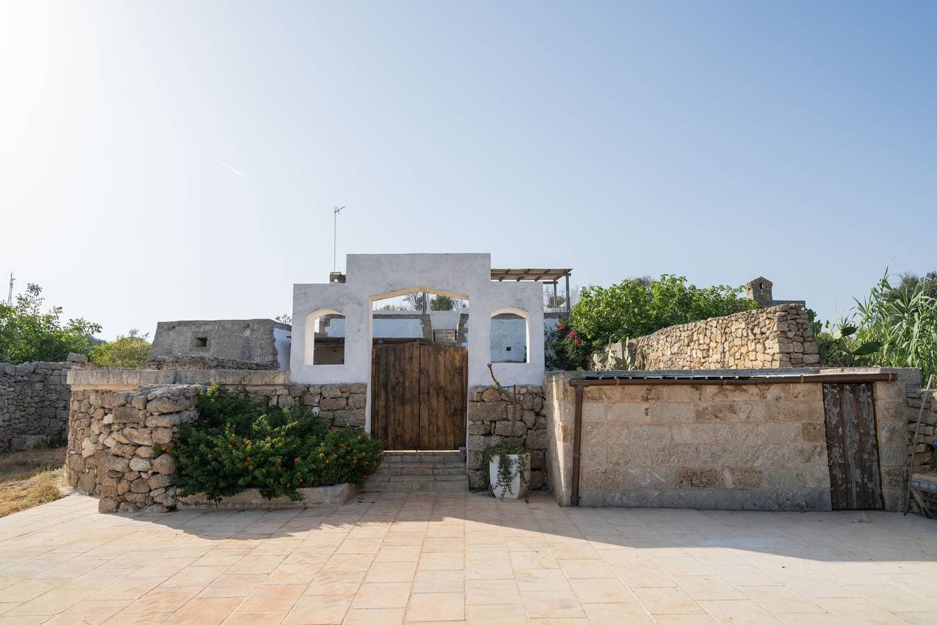 Foto 5 von 32: Ein Juwel: Kleines, antikes Landhaus mit Pool
