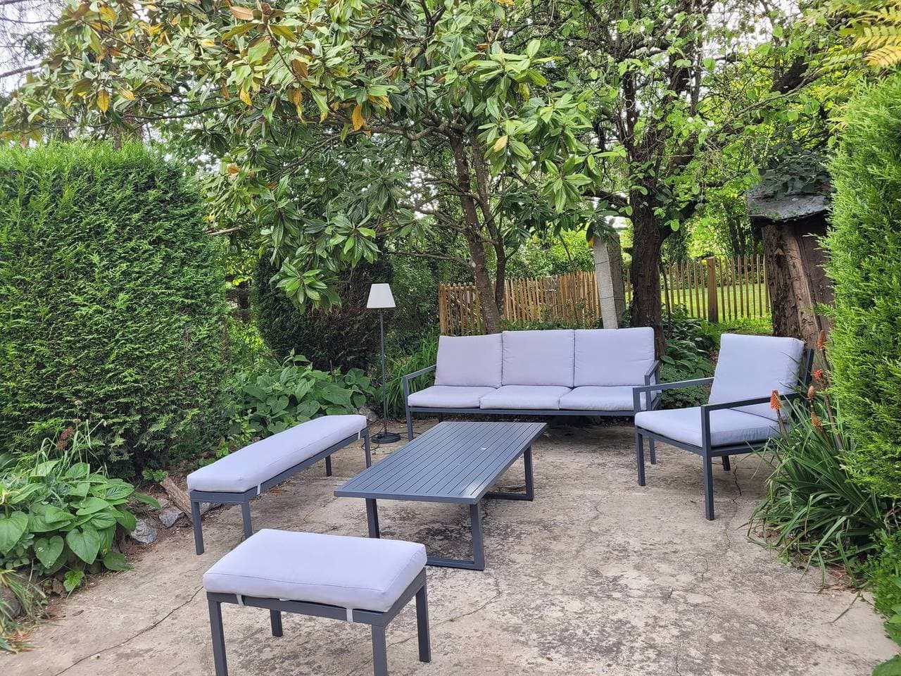 Foto 8 von 45: Gîte Belle: Gemeinschaftspool, gemeinsame Terrasse und WLAN