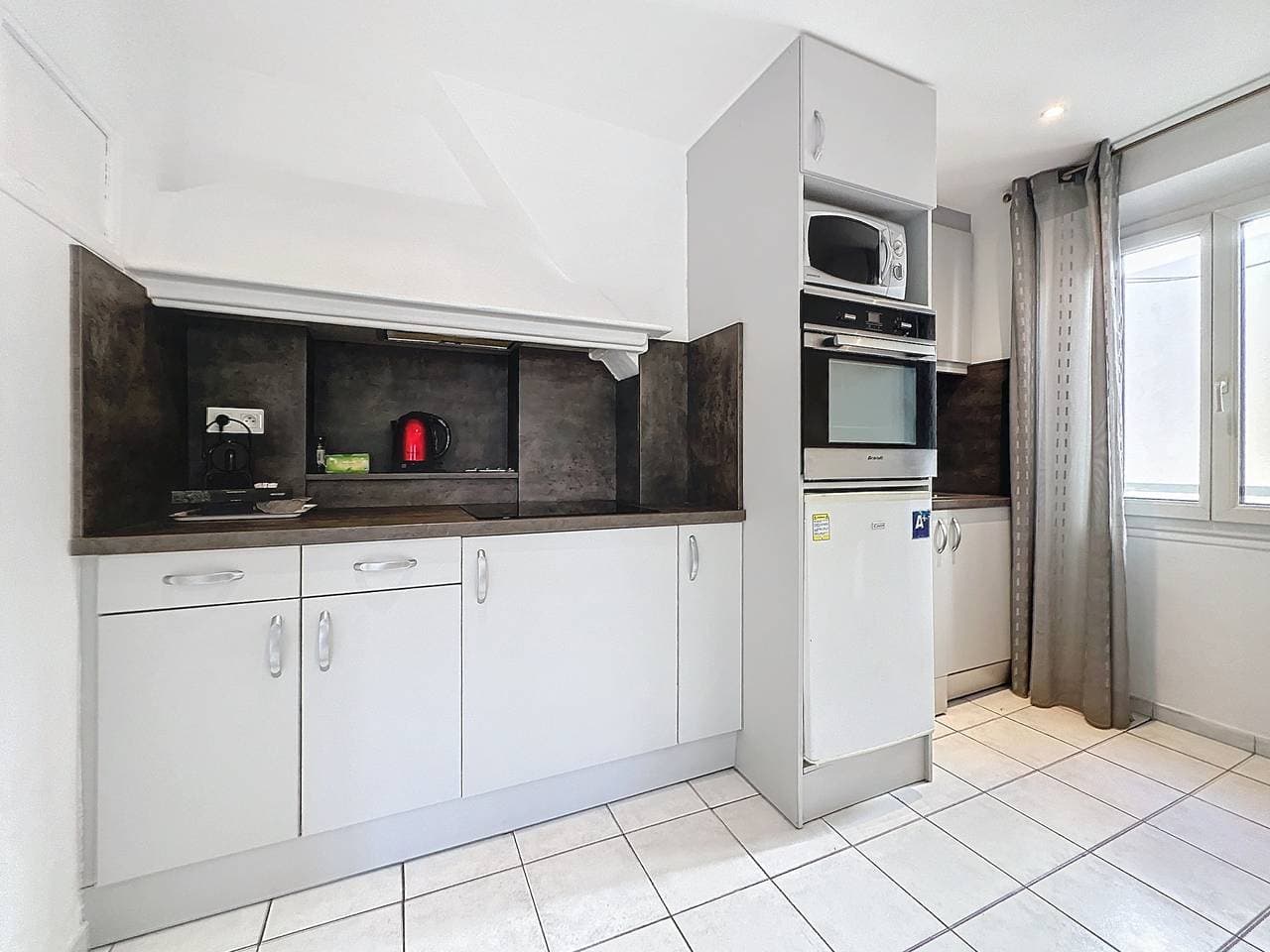 Foto 6 von 13: Central 1 bedroom Riouffe 206 2 mins from Palais