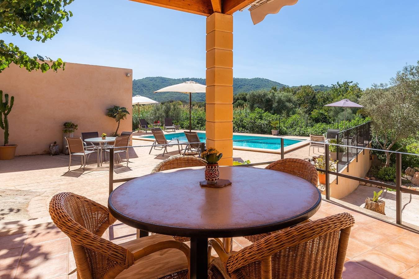 Foto 5 von 36: Antike Finca Es Clonenell mit WLAN, Garten, Terrass und Pool; Parkplätze vorhanden, Haustiere erlaubt