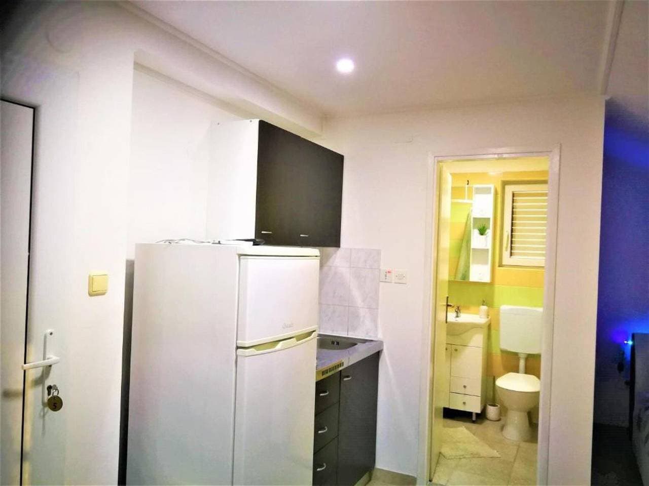 Foto 8 von 47: Apartments Milic - Studio Apartment with Sea View 4 - 2