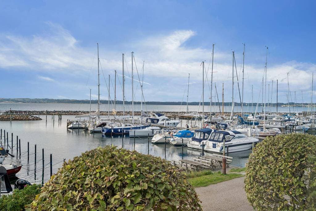 Foto 3 von 31: Exklusives Ferienhaus mit traumhaftem Blick auf den Yachthafen von Ebeltoft