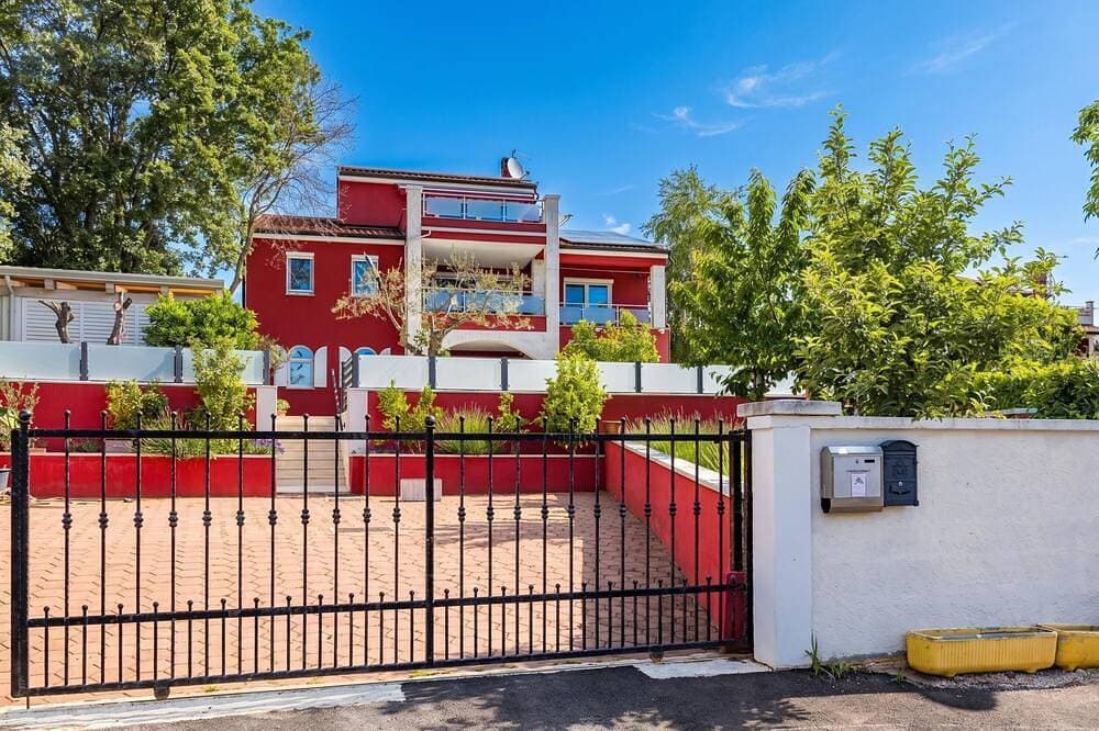 Foto 12 von 29: Apartment Ayni With Private Pool, Umag, Croatia