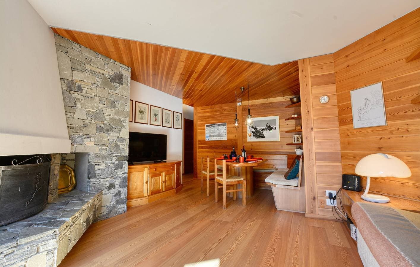 Foto 7 von 21: Gemütliche Ski-In/Ski-Out Wohnung mit Terrasse & Garage