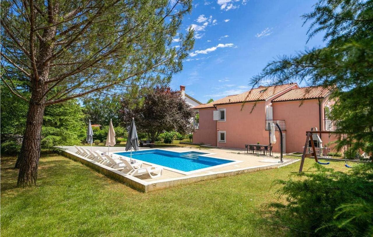 House Roberta 1